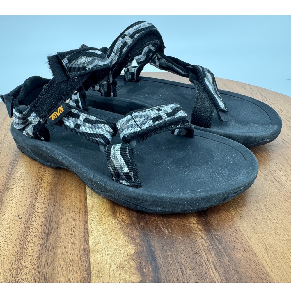 Teva Hurricane Drift Sandals Kids Size 1 Black‎ White Grey Geometric Sporty
